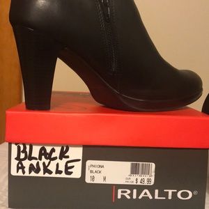 Rialto Ankle Boots